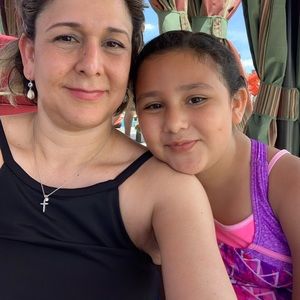 Meet your Posher, Maribel